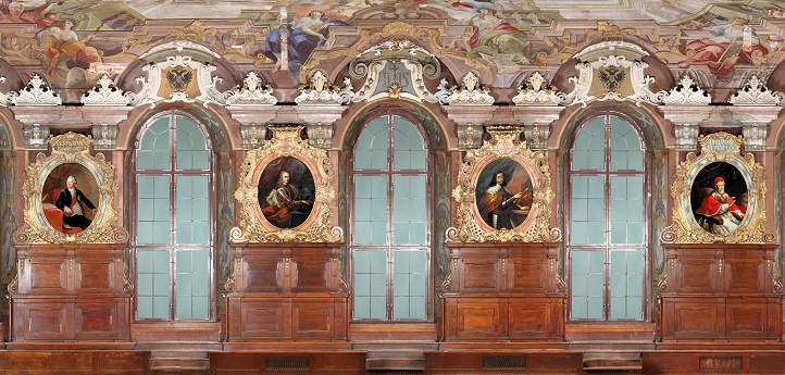 Ortofotografia ściany południowej z lożami profesorskimi i obrazami olejnymi, raport końcowy prac badawczych z 2008 r. dot. Auli Leopoldyńskiej
