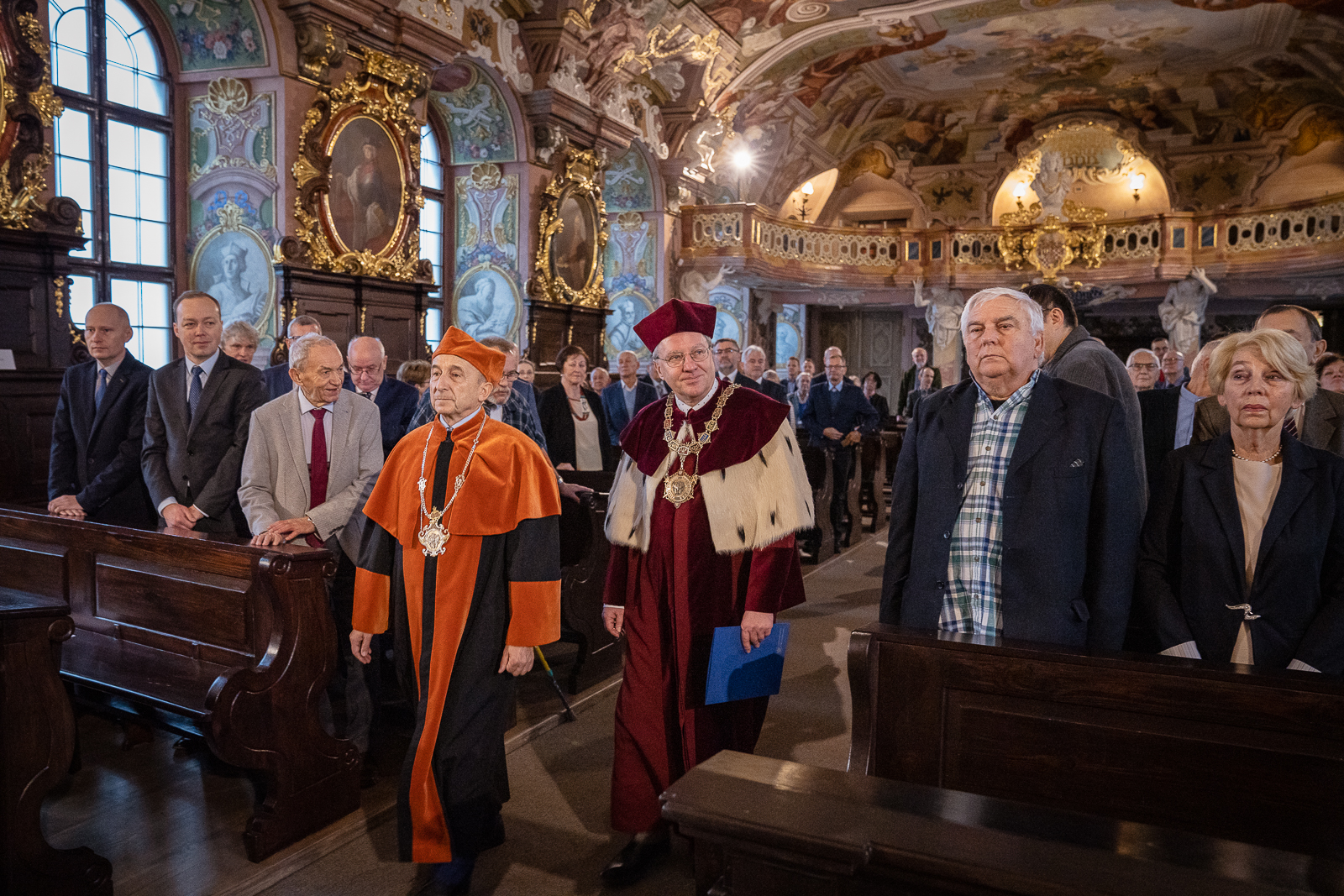 grupa ludzi, Aula Leopoldyńska
