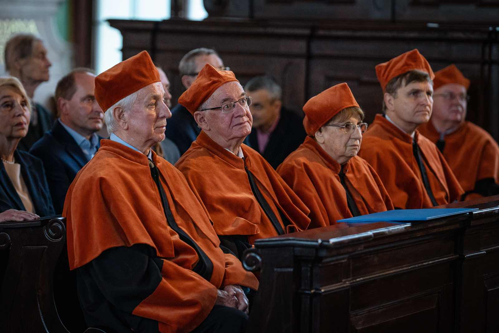 grupa ludzi, Aula Leopoldyńska