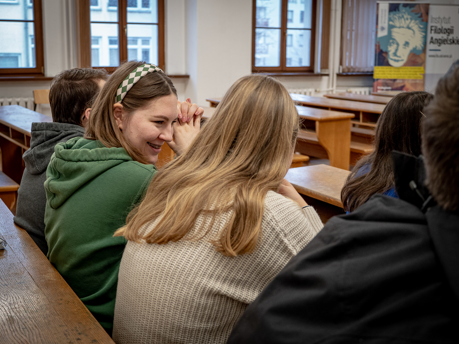 studenci w sali wykładowej