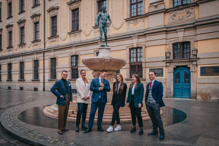 Poznajcie nowy zarząd Samorządu Studentów!