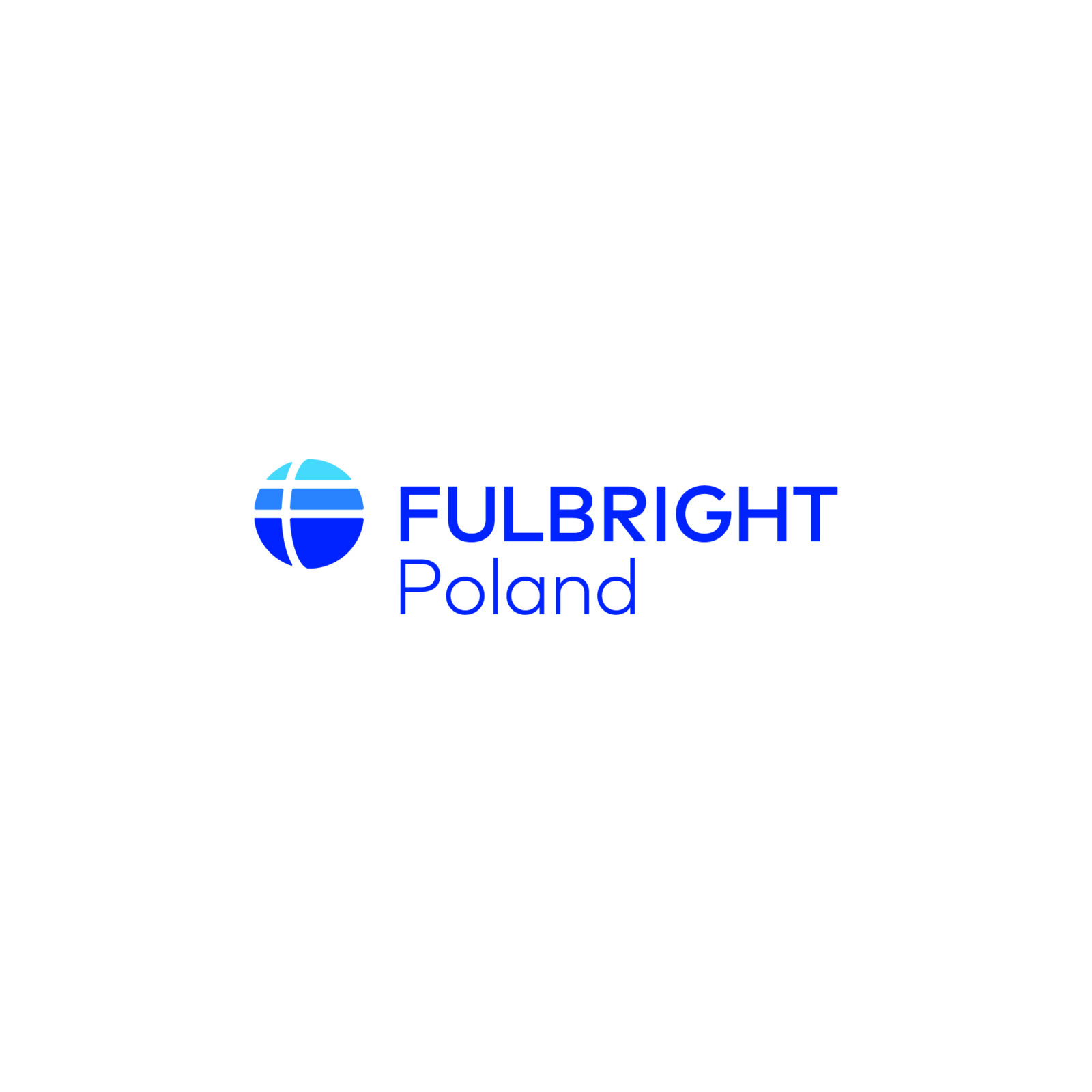 Logotyp z kulą w trzech odcieniach koloru niebieskiego przeciętą białymi liniami wzdłuż i wszerz, z niebieskim napisem 'Fulbright Poland" po prawej stronie