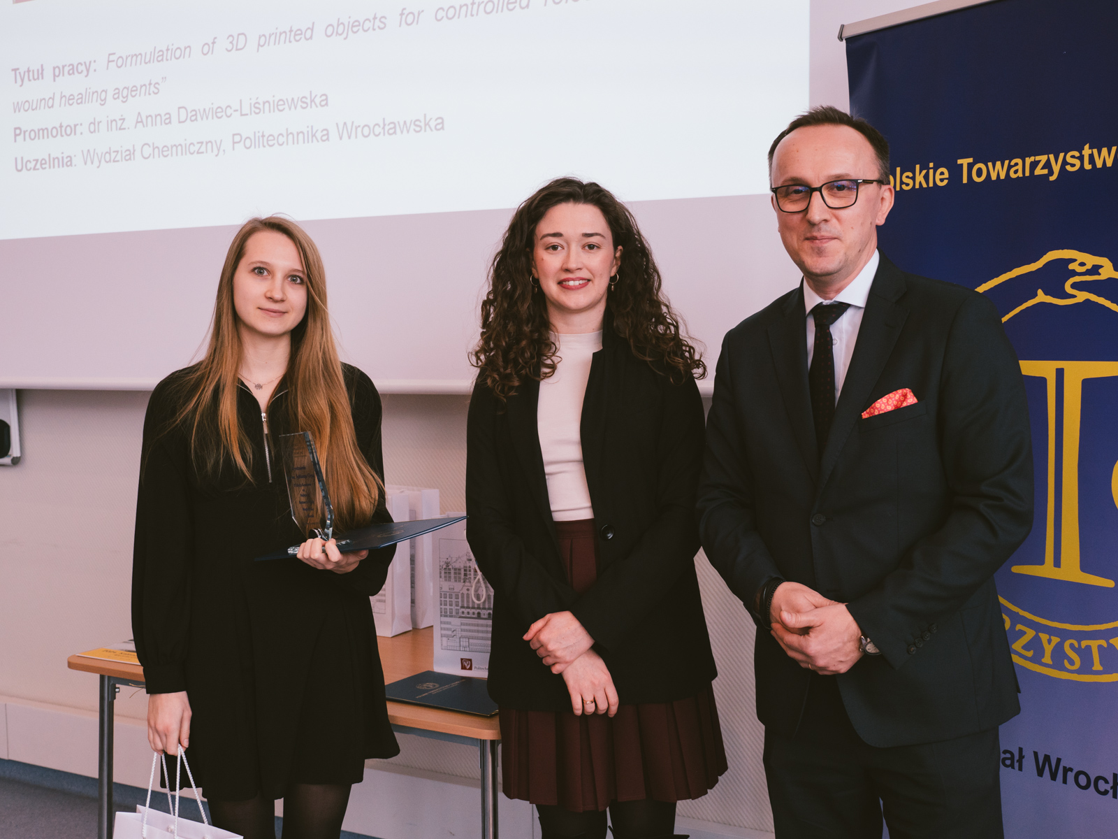 Prace dyplomowe Wydział Chemii
