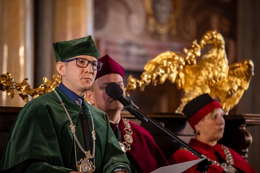 Rozdanie dyplomów WNB