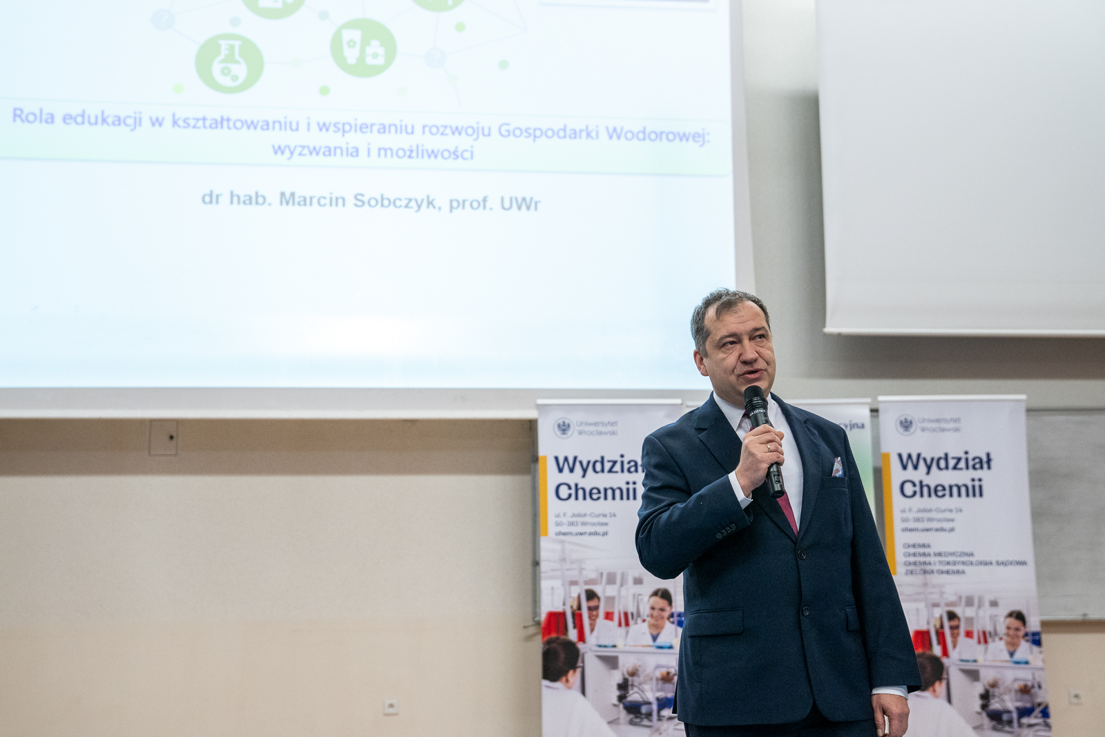 Konferencja dla nauczycieli chemii