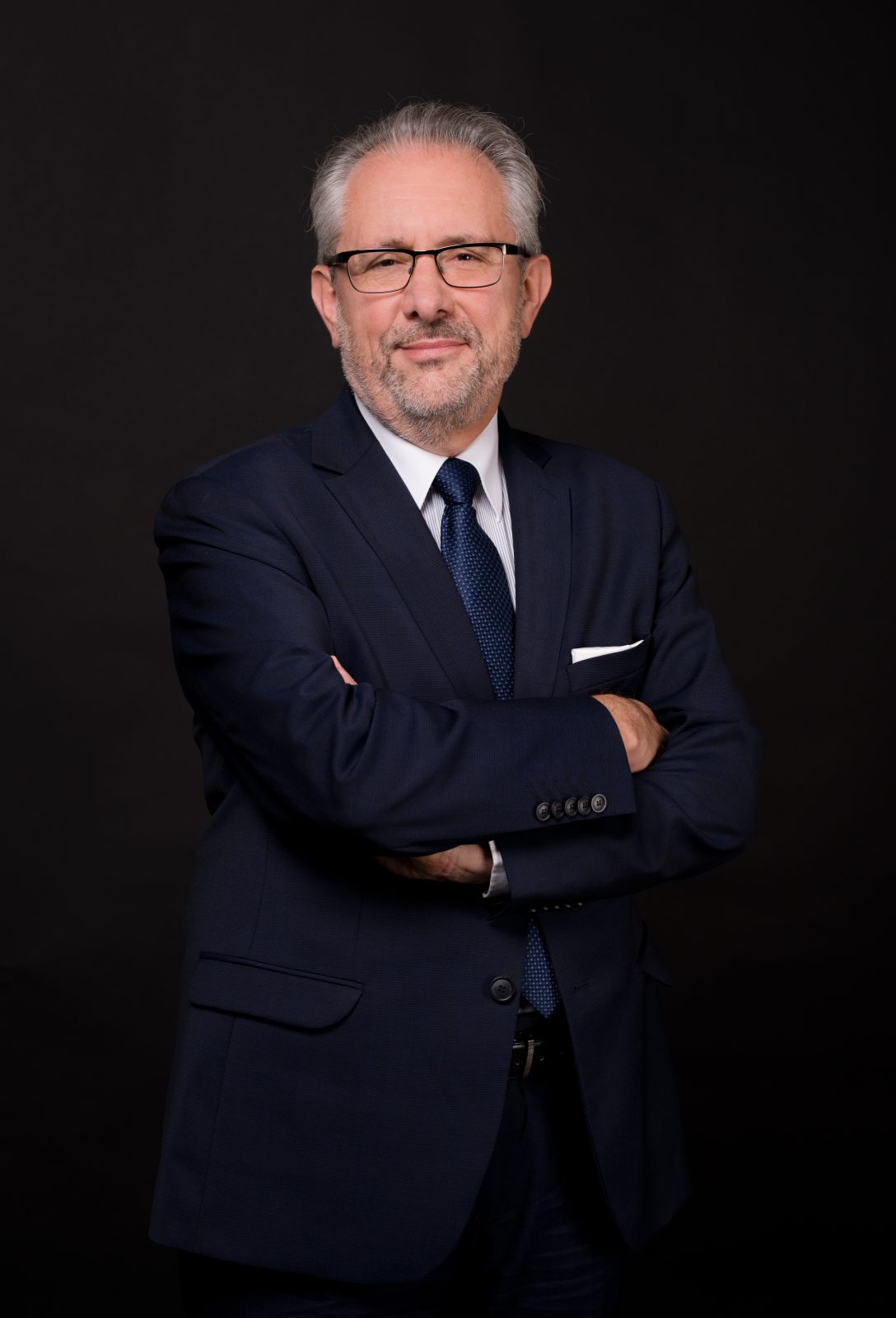 prof. dr hab. Jerzy Korczak