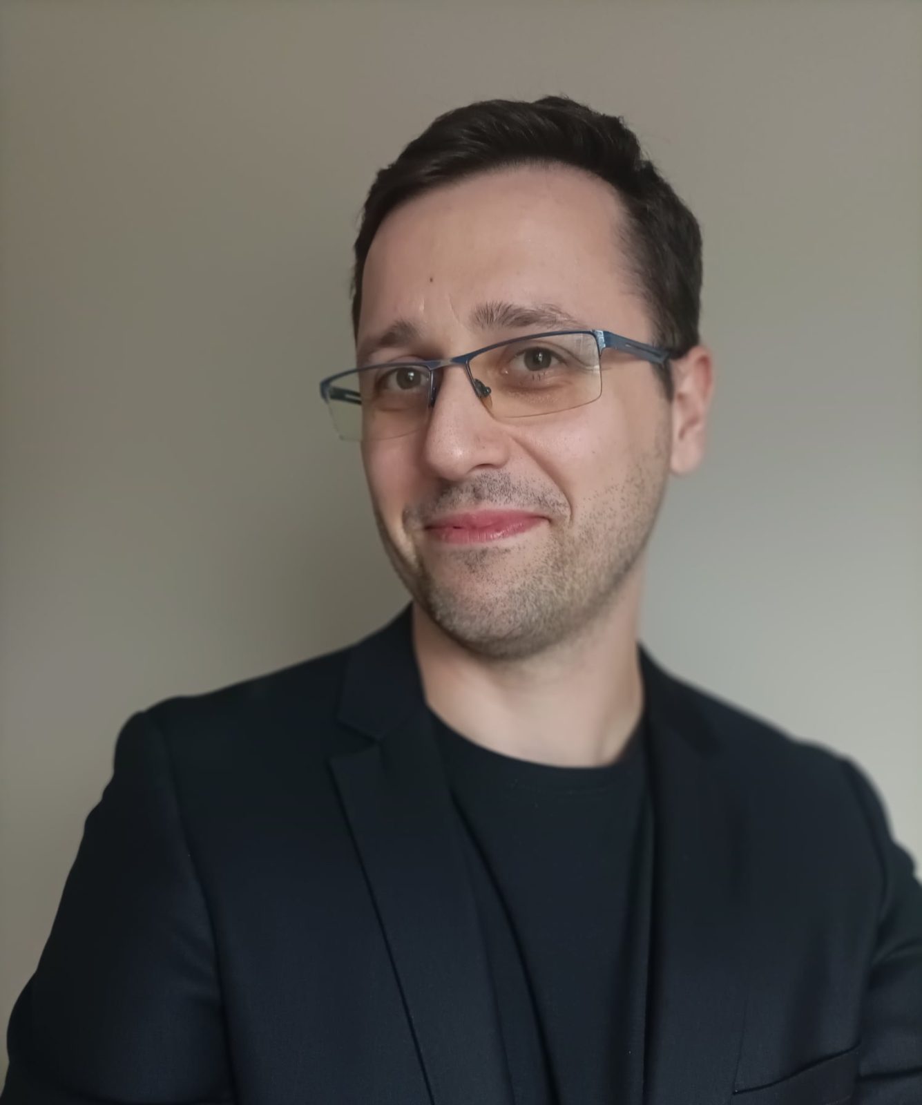 kamil uwr wuewr