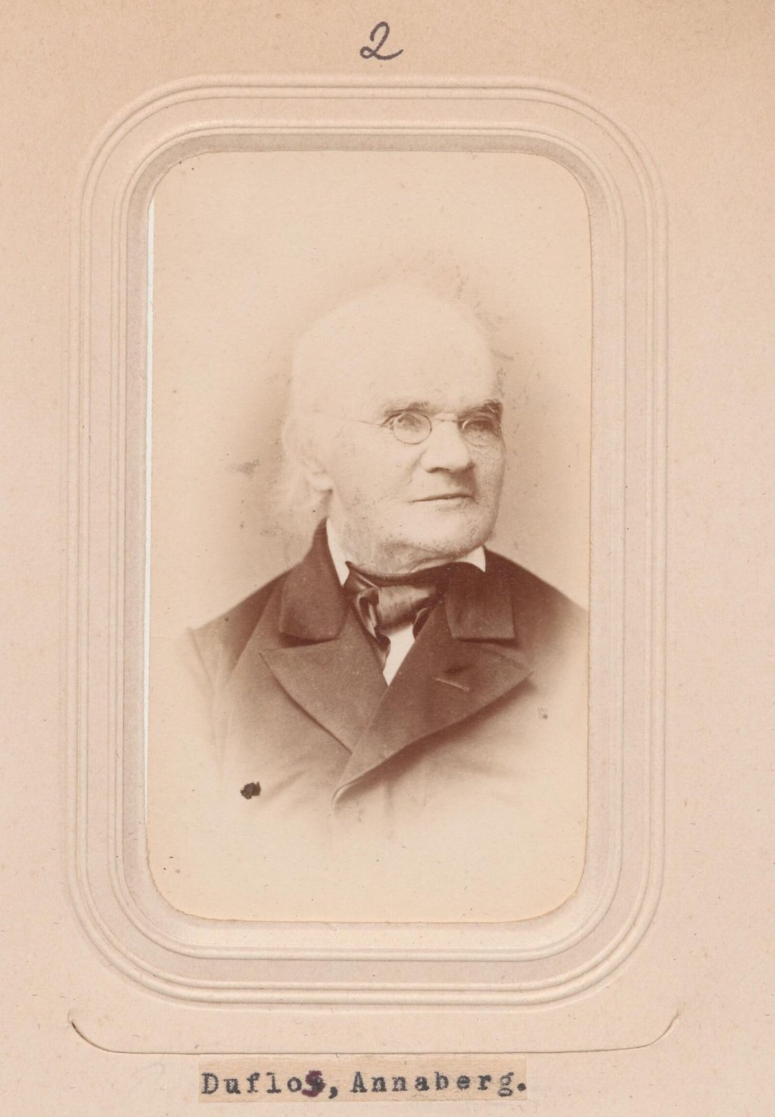 Adolf Ferdinand Duflos. Źródło: Archiwum Uniwersytetu Wrocławskiego, sygn. PL 372 1-0-1-SG_I (Album z okazji 50-lecia pracy J.G. Galle, 1884), s. 25.