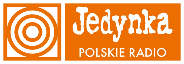 pomarańczowe logo z napisem Jedynka Polskie Radio