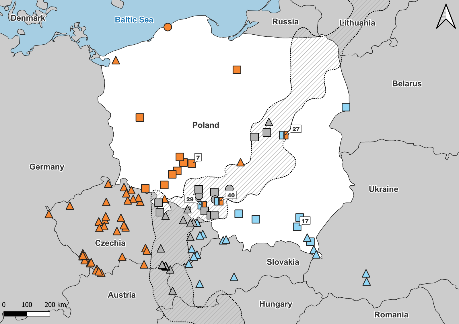 mapa Polski z zaznaczonymi kwadracikami i trójkątami