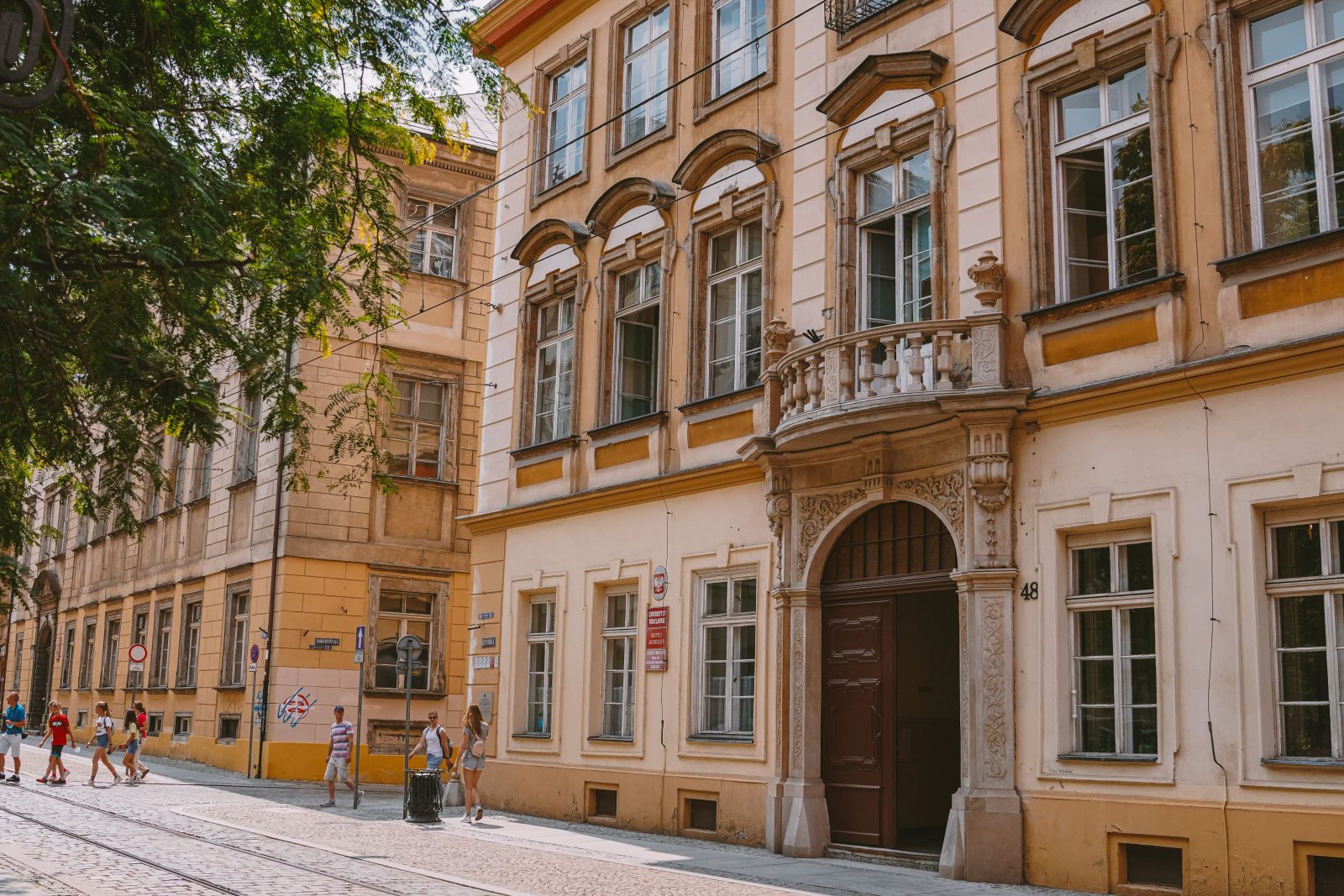 zdjęcie przedstawiające budynek archeologii z zewnątrz