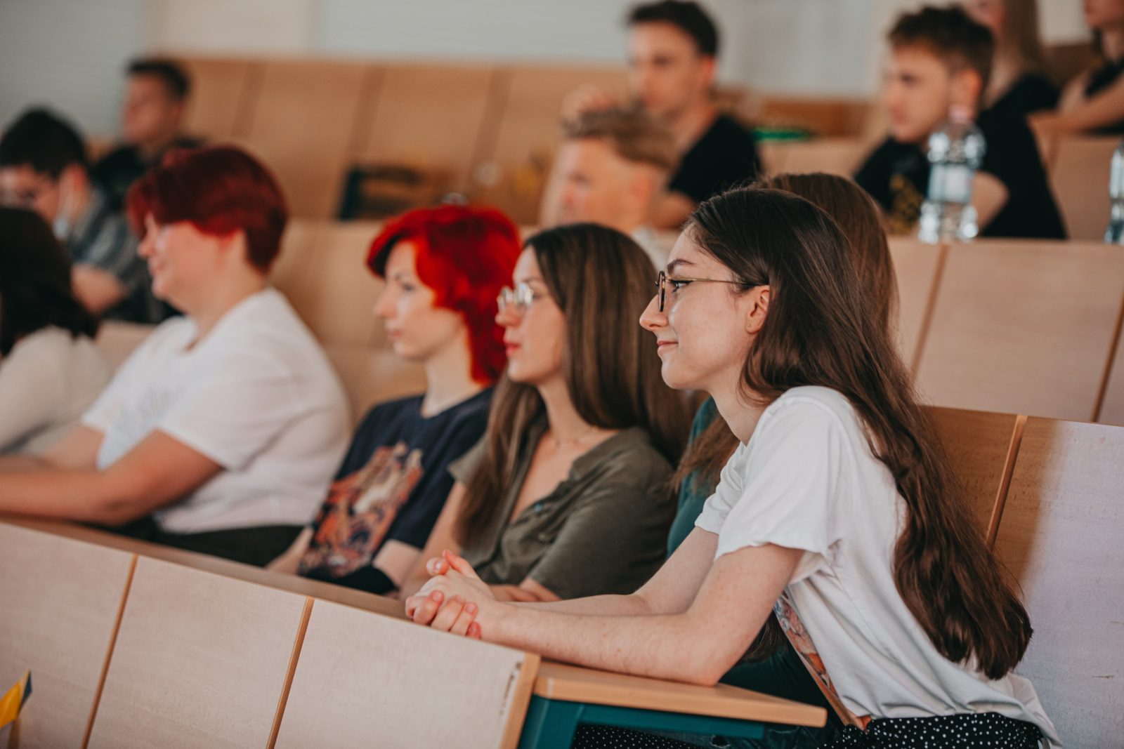 studenci w sali wykladowej