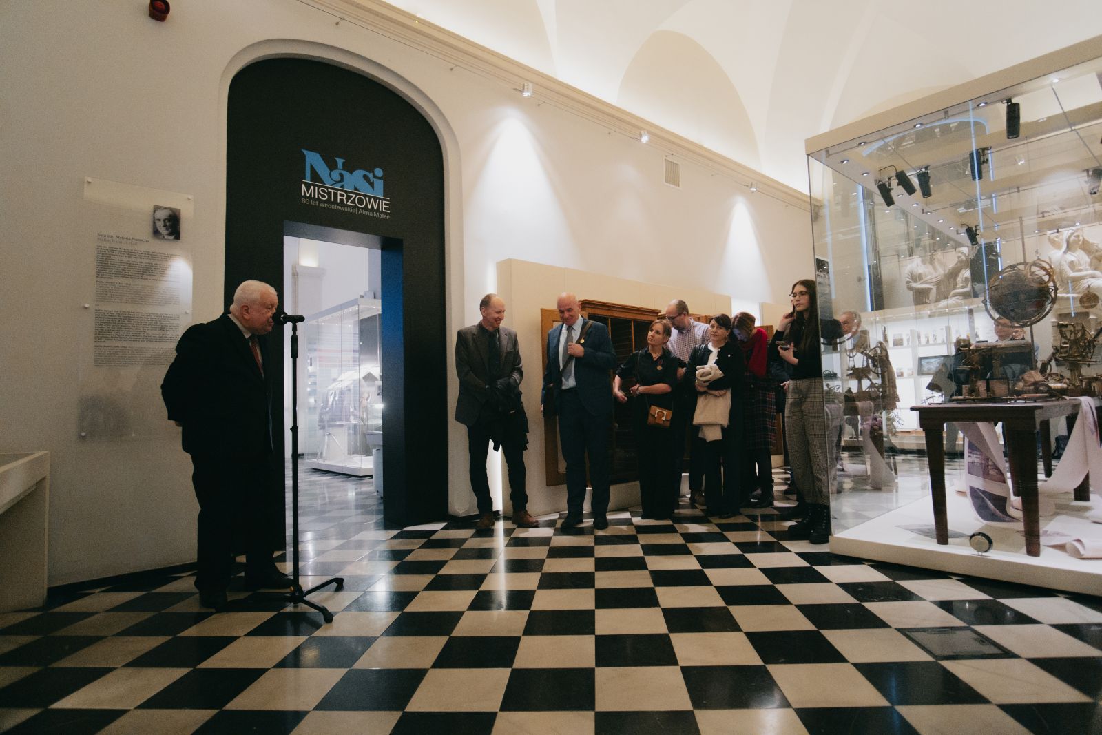 Wystawa „Nasi Mistrzowie. 80 lat wrocławskiej Alma Mater”, fot. Alina Metelytsia-Kolisnyk