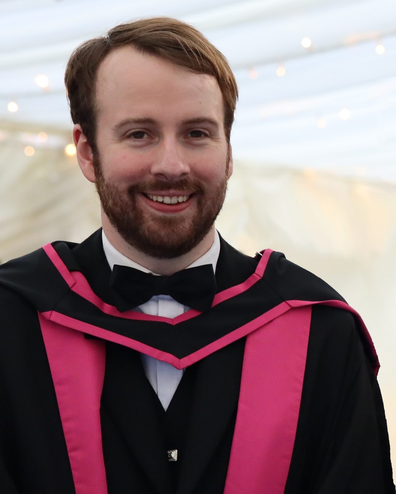 zdjęcie przedstawaiające młodego mężczyznę