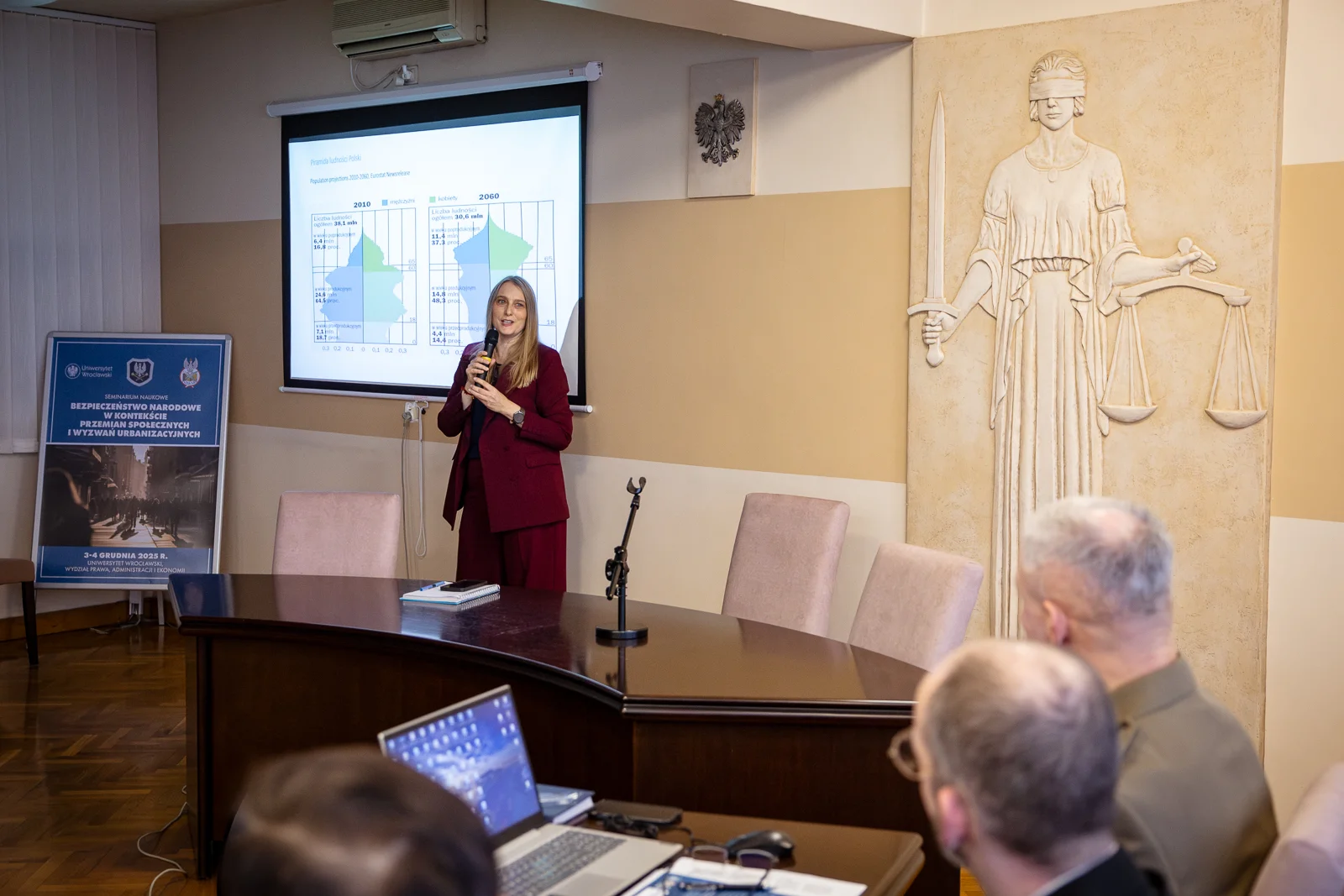 Seminarium naukowe „Bezpieczeństwo narodowe w kontekście przemian społecznych i wyzwań urbanizacyjnych: interdyscyplinarna diagnoza i perspektywy”. Fot. Paweł Piotrowski
