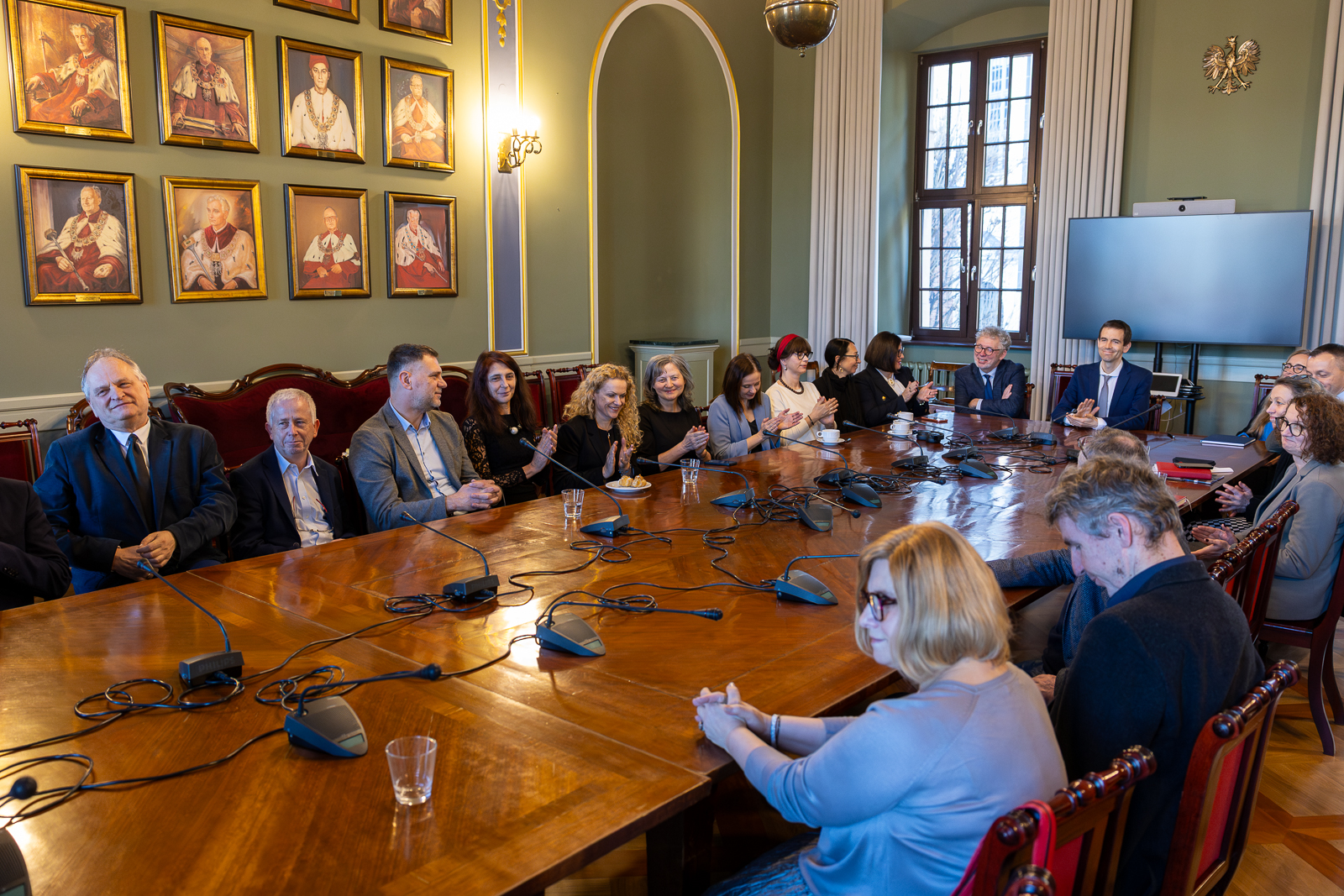 Uroczystość wręczenia dyplomów profesorom tytularnym i uczelnianym. fot. Paweł Piotrowski