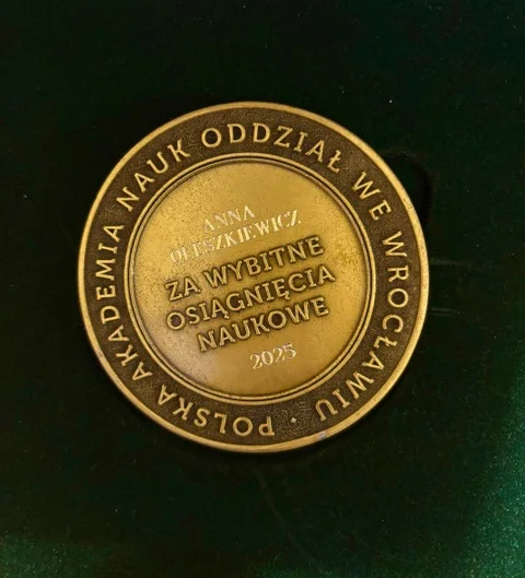 zdjęcie przedstawiające medal