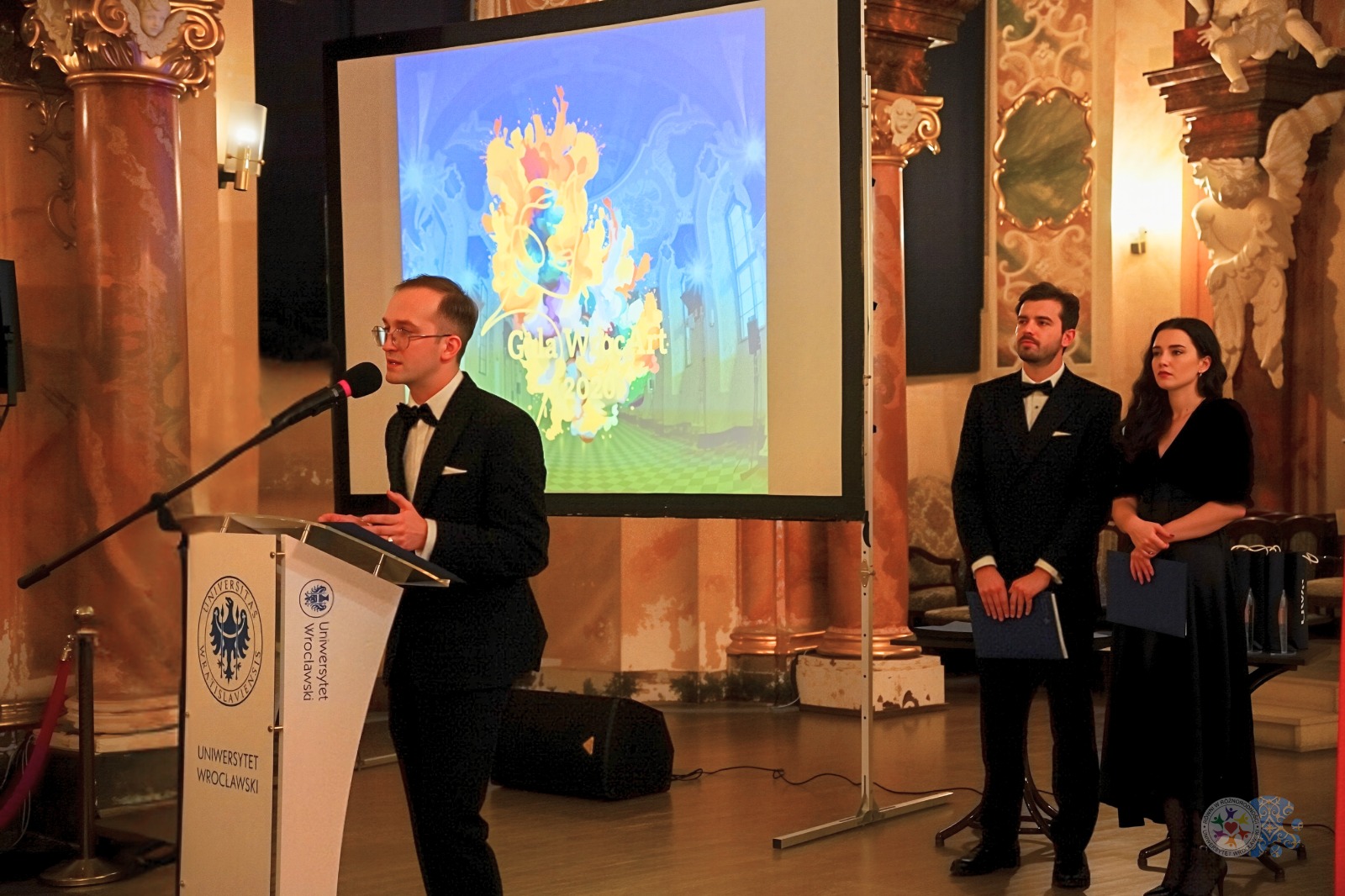 równi w różnorodności uwr