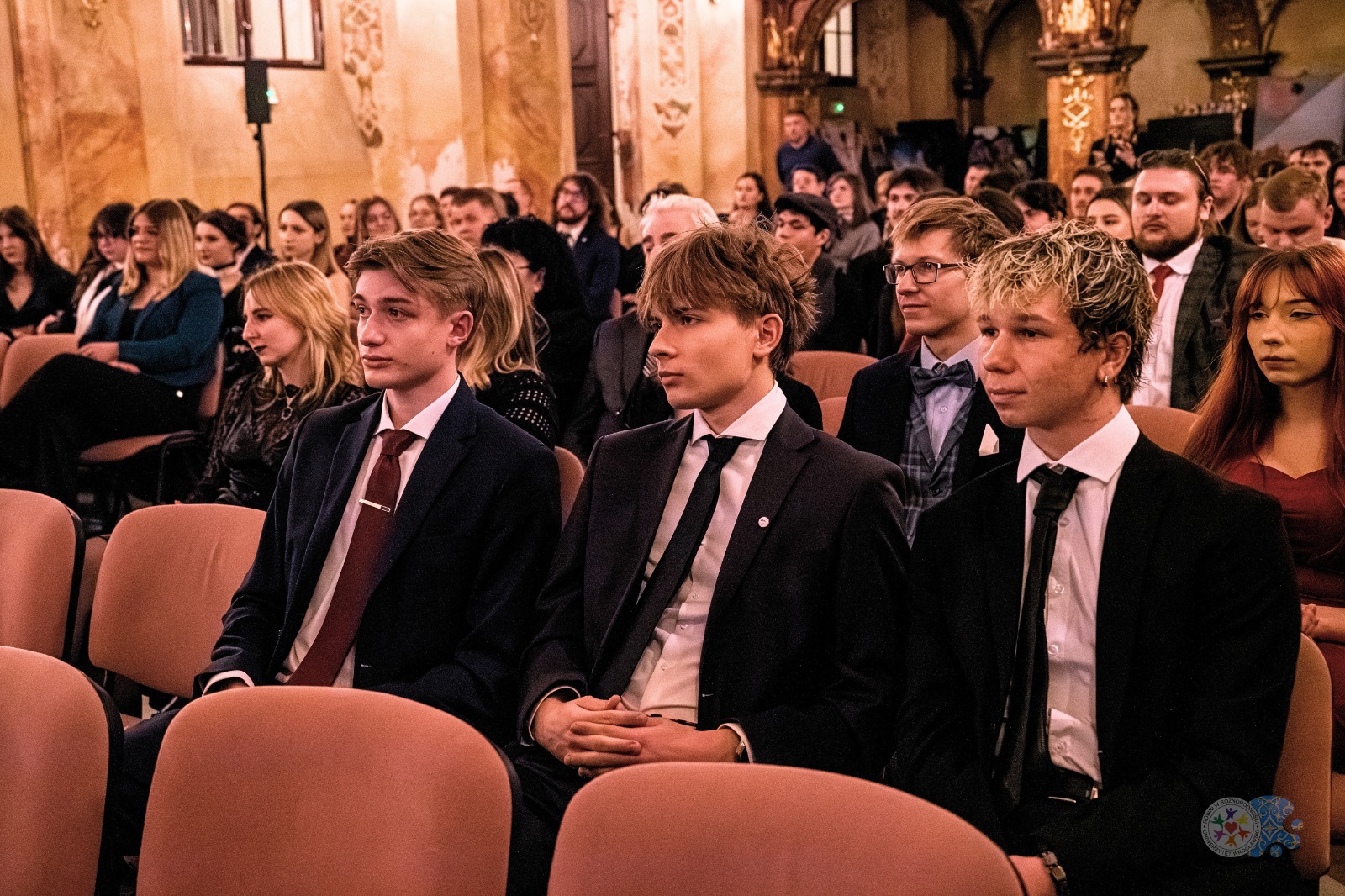 równi w różnorodności uwr