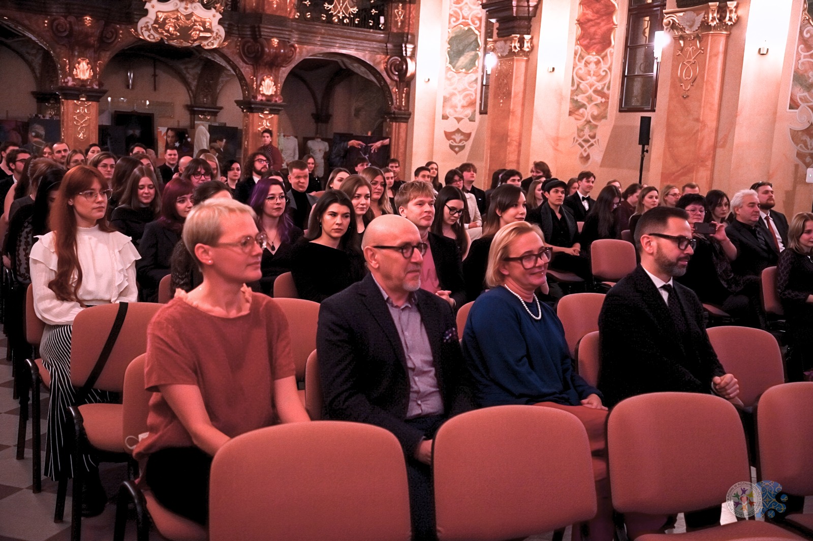 równi w różnorodności uwr