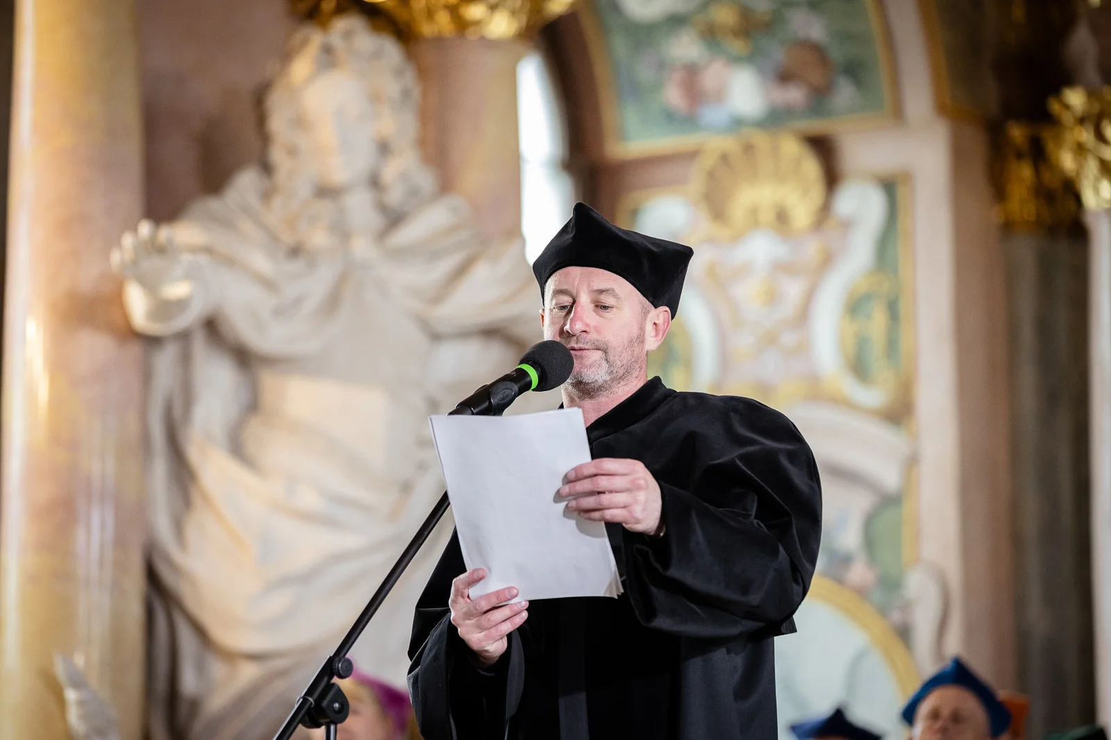 Uroczystość nadania tytułu doktora honoris causa Uniwersytetu Wrocławskiego jednemu z najwybitniejszych współczesnych pisarzy i intelektualistów ukraińskich – Serhijowi Żadanowi. fot. Paweł Piotrowski/UWr