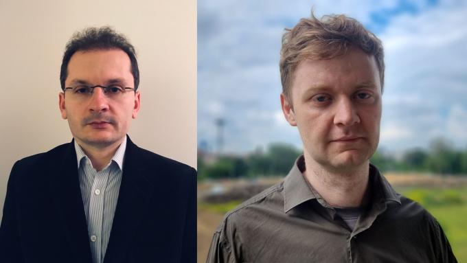 dwóch mężczyzn w średnim wieku